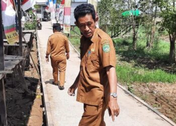 Retakan Tanah Ancam Rumah Warga, Pemdes Kota Bangun Ulu Lakukan Penanganan Awal