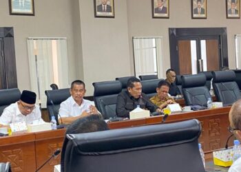 Komisi IV DPRD Kaltim Ingatkan Pemprov: BOSDA, Guru Swasta, dan Sekolah Gratis Harus Jalan Bersama