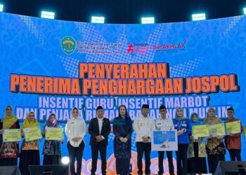2.388 Guru Balikpapan Terima Insentif, Pemprov Kaltim Luncurkan Aplikasi Pajak Digital