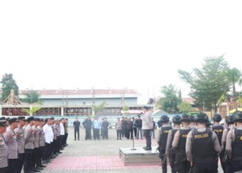 Tingkatkan Kesiapsiagaan Personel, Polresta Samarinda Gelar Simulasi Alarm Stelling