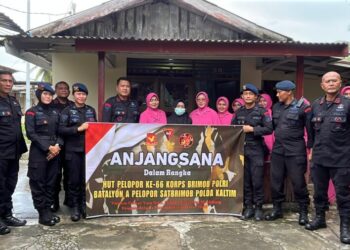 HUT Pelopor ke-66, Batalyon A Brimob Kaltim Gelar Anjangsana ke Paramob, Warakawuri, dan Personel Sakit Menahun