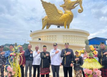 Patung Lembuswana Diresmikan Wagub Seno, Ikon Budaya dan Kemakmuran Kaltim
