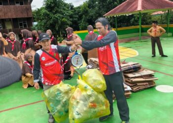Lewat Program JUMPAMU, Siswa di Kelurahan Melayu Belajar Pilah Sampah Sejak Dini