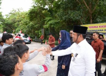 Gubernur Harum Sampaikan Kabar Baik untuk Guru Non-ASN di SIT Istiqomah BalikpapanItu