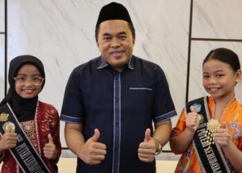 Ketua DPRD Kukar Dukung dua Putri Cilik Kukar Bawa Misi Cinta Budaya pada Promosi Budaya di Bali