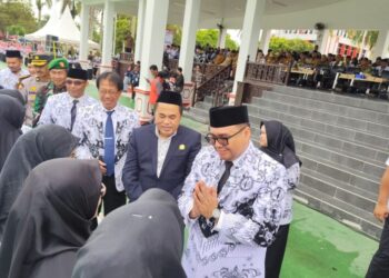 Ketua DPRD Kukar Sampaikan Ucapan Selamat pada Peringatan Hari Guru Nasional ke-80