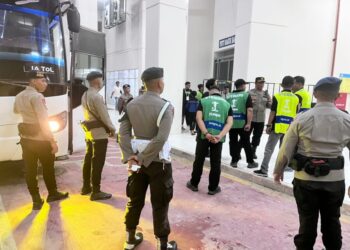 Batalyon A Brimob Kaltim Laksanakan Pengamanan Persiba Vs PSS Sleman Lanjutan Liga 2 Indonesia di Stadion Batakan