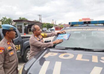 Polresta Balikpapan Pasang Barcode Aduan Propam di Kendaraan Dinas untuk Perkuat Pengawasan