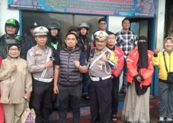 HDCI Balikpapan dan Satlantas Polresta Balikpapan Kembali Berbagi 400 Kotak Makanan untuk Warga