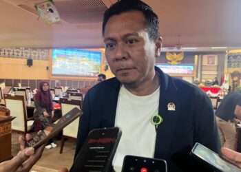 Warga RT 08 Samboja Barat Keluhkan Listrik & Jalan Rusak, Johansyah: Setiap Aspirasi Akan Kami Bawa ke DPRD
