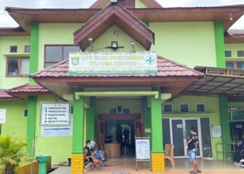 Warga Protes Layanan Lambat di Puskesmas Trauma Center: “Jam Buka Suka-Suka, Obat Pun Minim!”