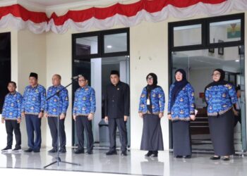 Ketua DPRD Kukar Pimpin Apel Pagi, Ajak Pegawai Jaga Marwah Lembaga