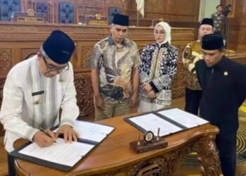 Bupati Kutim Sampaikan Pendapat Akhir APBD 2026, Tekankan Kolaborasi Eksekutif-Legislatif