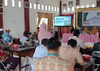 DPMDes Kutai Timur Dorong Tertib Kewenangan Desa melalui Sosialisasi di Kaliorang