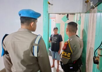 Gerak Cepat Pamapta Polresta Samarinda Amankan Lokasi Penemuan Pria Meninggal di Loa Janan Ilir