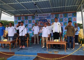 Dispora Kutim Buka Kejuaraan Renang Antar Pelajar Sprint Race III