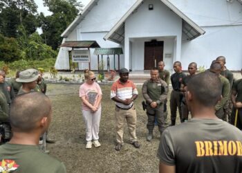 Operasi Damai Cartenz 2026 Wujudkan Kedamaian melalui Aksi Bersih Gereja di Kuala Kencana