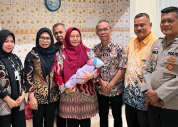 Bayi Laki Laki Ditemukan di Jalan Gerilya, Tali Pusar Masih Menempel!