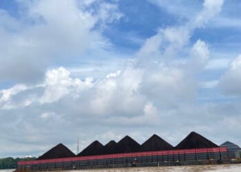 Dua Kali Ditabrak Tongkang, Pemprov Kaltim Tutup Sementara Pelayaran di Bawah Jembatan Mahulu