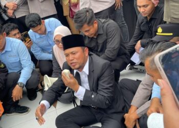 Diteriaki Gagal, Rudy Mas’ud Akui Kendala Regulasi Program Gratispol