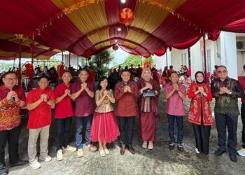 Open House Imlek Pengusaha di Balikpapan Dihadiri Ratusan Warga