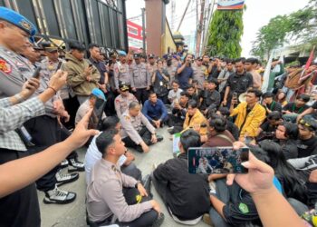 Demonstrasi di Polresta Samarinda, Aliansi Geram Sampaikan Kritik dan Tuntutan