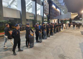 Kawal “Big Match” BRI Super Liga, Brimob Batalyon B Pelopor Pastikan Keamanan Laga Borneo FC vs Persebaya di Stadion Segiri