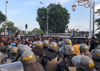 Rudy Mas’ud Ungkap Alasan Tak Hadapi Pendemo di Lapangan