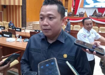 DPRD Samarinda Desak Pemkot Siapkan Bus Sekolah Usai Larangan Pelajar Bawa Motor