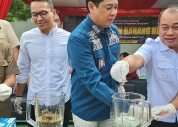 Kejari Samarinda Musnahkan Barang Bukti dari 61 Perkara Pidana