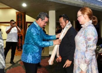 Tiba di Ambon, Rudy Mas’ud Kumpulkan Kepala Daerah Bahas Ekonomi Oranye