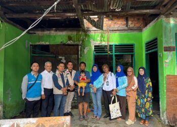 Tekan Stunting, YBM PLN dan BKKBN Datangi Rumah Keluarga Berisiko di Samarinda