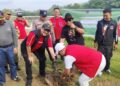 DPC PDI Perjuangan Samarinda Hijaukan Kawasan Folder Lewat Penanaman Pohon