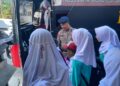 Bantu Sektor Pendidikan, Batalyon A Pelopor Brimob Kaltim Operasikan Bus Sekolah Gratis Rute Barat