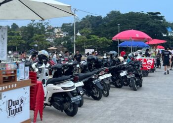 Bahu Jalan Jadi Lapak UMKM, DPRD Samarinda Dorong Penataan Polder Air Hitam