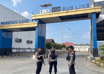 Perketat Pengamanan Samarinda Seberang, Brimob Patroli Kantor PLN hingga Terminal Bus