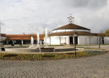 Gereja di Jerman Jadi Simbol Persatuan, Umat Katolik dan Protestan Berbagi Satu Ruang Ibadah