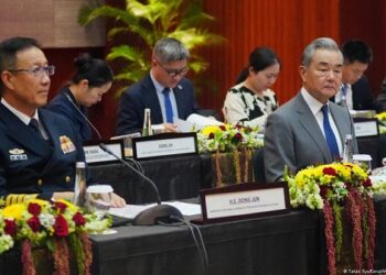Perkuat Kerja Sama, Menlu dan Menha Cina Indonesia