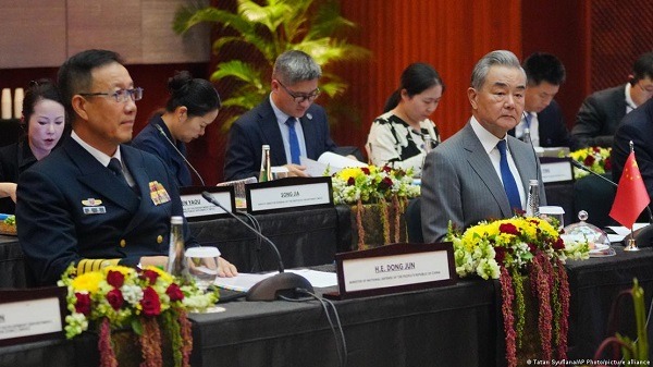 Wang Yi dan Dong Jun dijadwalkan membahas kerja sama politik, keamanan, dan pertahanan, serta perkembangan situasi internasional dan kawasan dengan pemerintah Indonesia.