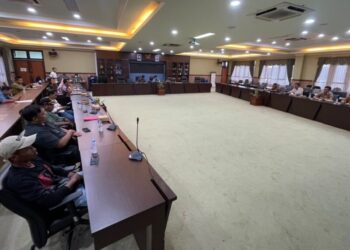 Komisi I DPRD Kukar Gelar RDP Kawal Soal Air Bersih di Desa Menamang Kiri