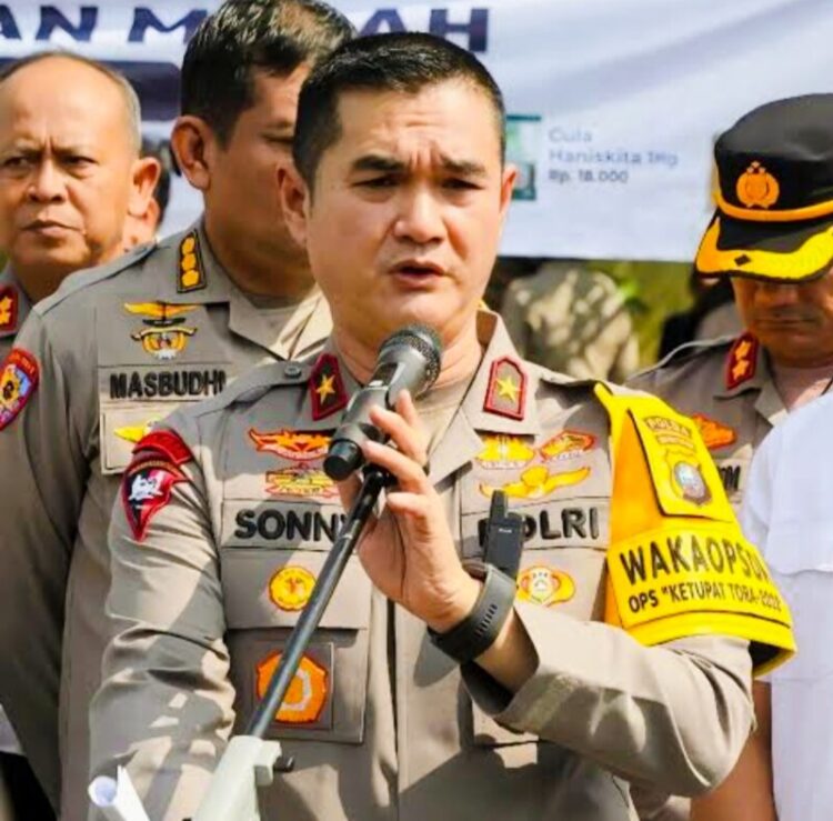 Kapolri melakukan rotasi terhadap sejumlah perwira tinggi Polri salah satunya Brigjen Pol Sonny Irawan jadi kapolda Sumatra Utara (gb)