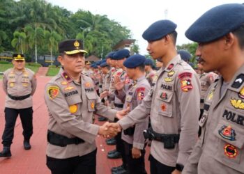 Polda Kaltim Kerahkan 100 Personel BKO untuk Perkuat Penanganan Karhutla di Empat Kabupaten