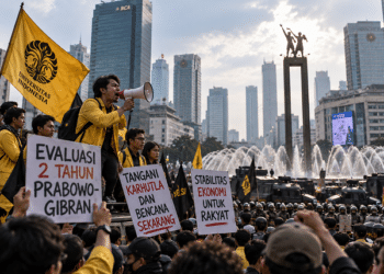 BEM UI Gelar Aksi di Bundaran HI, Soroti Dua Tahun Pemerintahan Prabowo-Gibran
